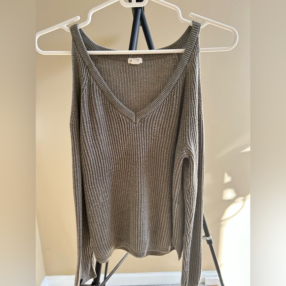 Garage Cut-Out Shoulder Sweater - Picture 1 of 3